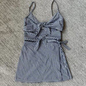 Navy blue white gingham front tie dress size M / medium Nordstrom Brand: Tach